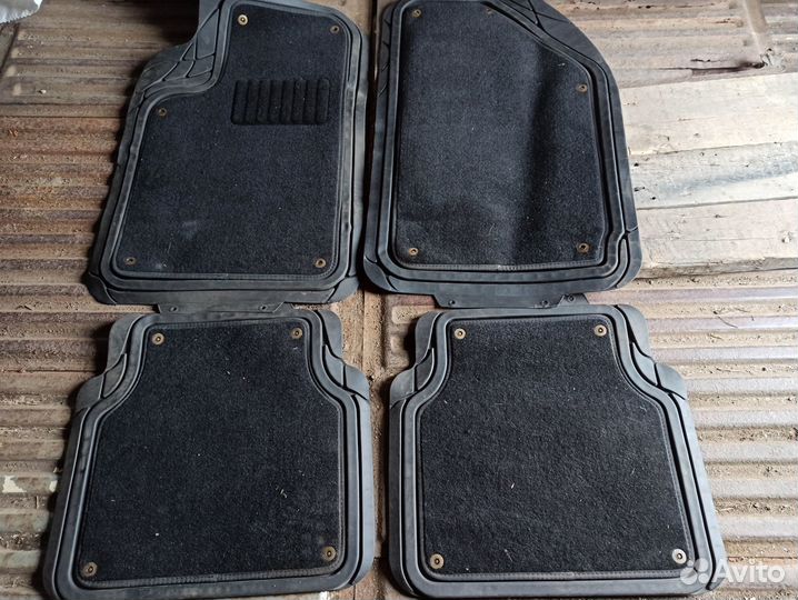 Автомобильные коврики