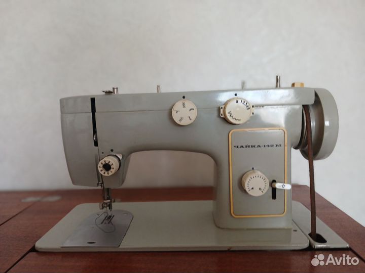 Швейная машинка чайка ножная