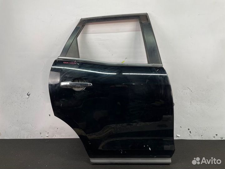 Задняя правая дверь Mazda CX-7