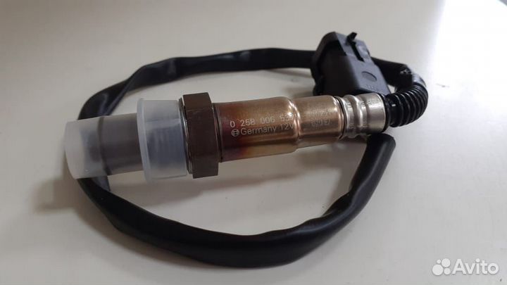 Датчик кислородный Ваз 2110 Гранта Нива новый