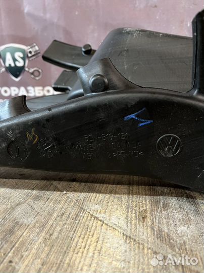 Воздуховод Volkswagen teramont