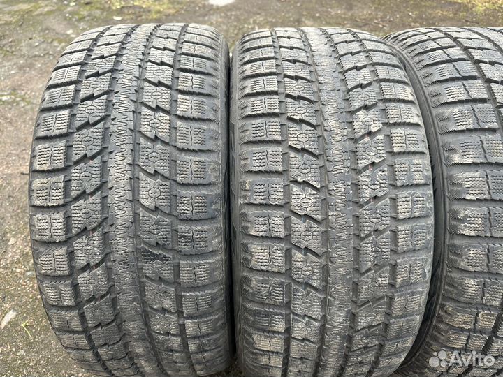 Toyo Observe GSi-5 315/35 R20 и 275/40 R20