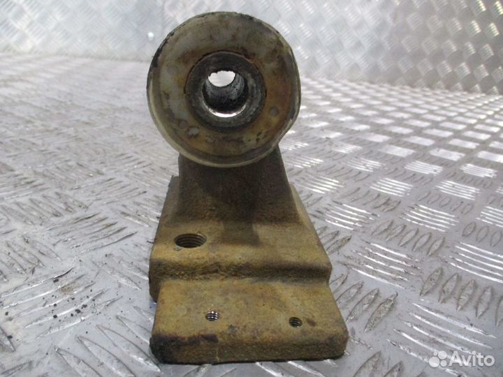 Кронштейн торсиона кабины renault 5010552266