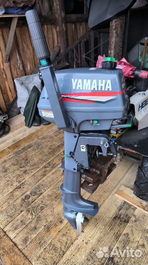 Лодочный мотор Yamaha 3