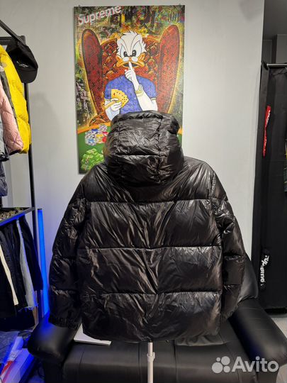 Пуховик Moncler