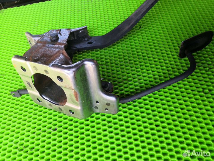 Педали Шевролет Авео Т250