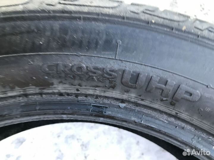 Continental ContiCrossContact UHP 235/50 R19