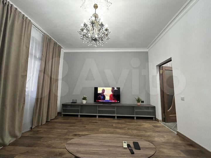 2-к. квартира, 65 м², 5/6 эт.