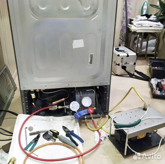 Ремонт стиральных машин и холодильников