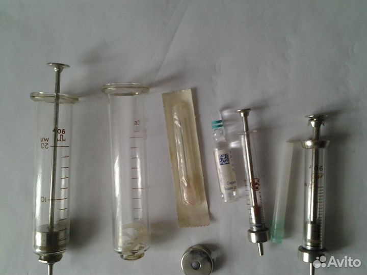 Шприцы стеклянные