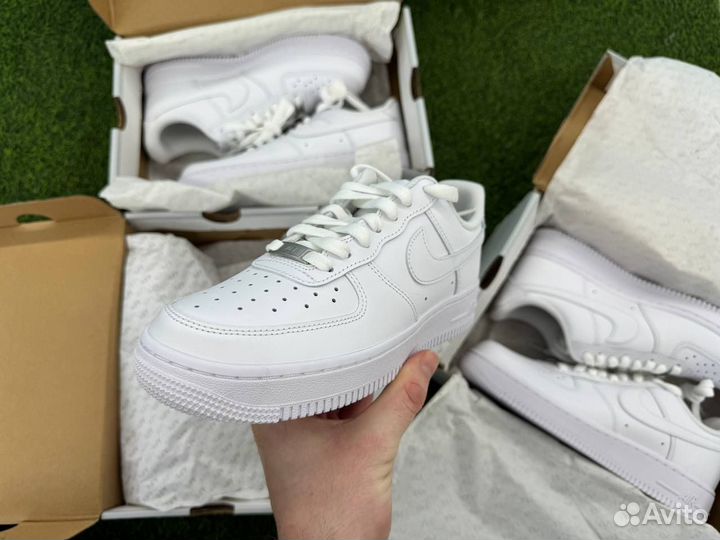 Nike Air Force 1