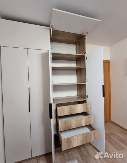 Красивый шкаф