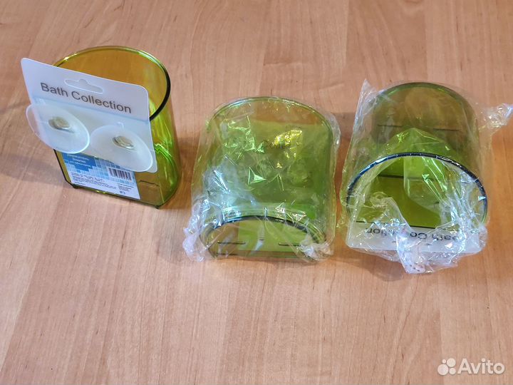 Держатели для зубных щеток и туалетной бум. Новые