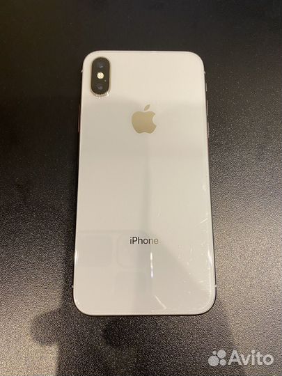 iPhone X, 64 ГБ