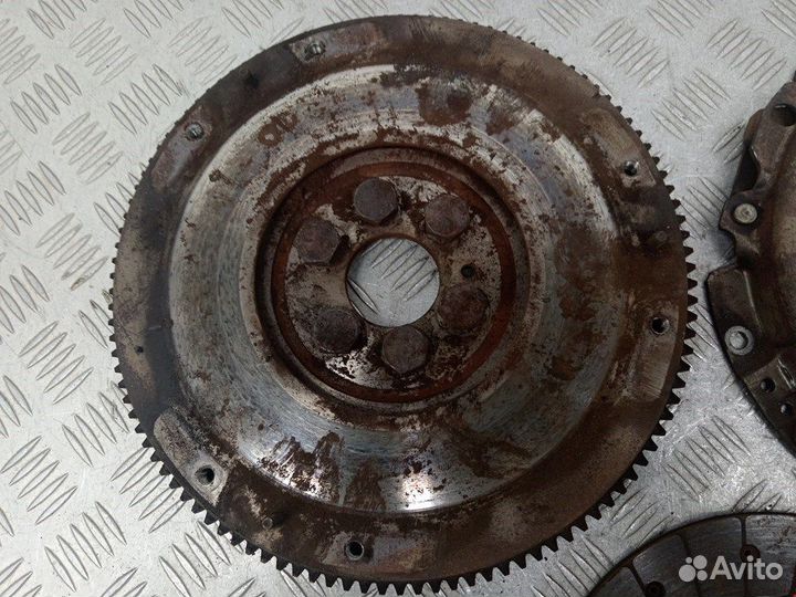 Маховик для Alfa Romeo 156 (932)