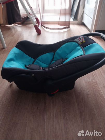 Коляска 3 в 1 с автолюлькой