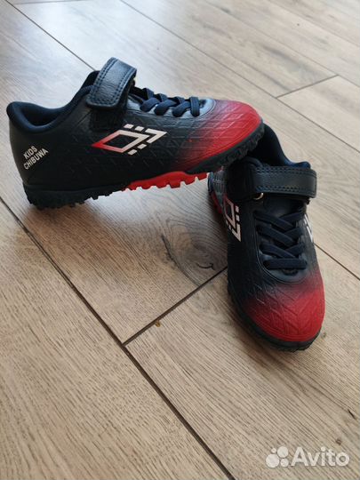 Футбольные бутсы