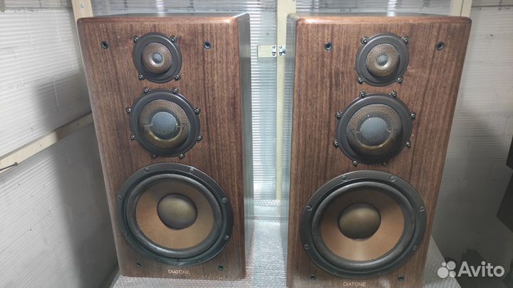 Diatone DS-2000Z (Шпон американский орех )