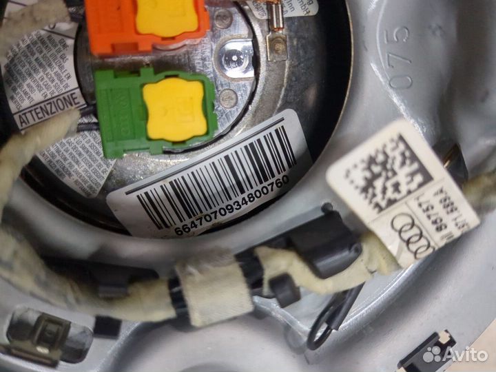 Подушка безопасности водителя Audi A8 (D3), 2007