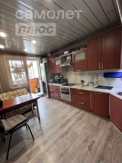 2-к. квартира, 60,3 м², 3/17 эт.