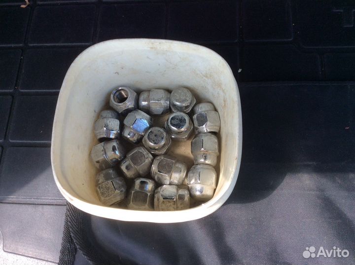 Гайки для колес nissan tiida