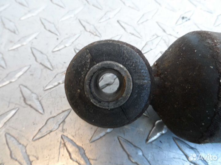 Амортизатор задний L Chevrolet Trailblazer GMT360