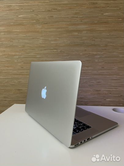 Apple MacBook Pro 15 2015 256 Гб