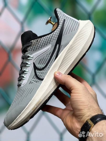 Nike pegasus trail 2 серые разм. 45