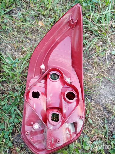 Задняя фара ваз granta лифтбек