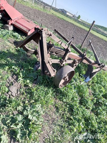 Плуг Одессапочвомаш ПЛН 3-35, 1986