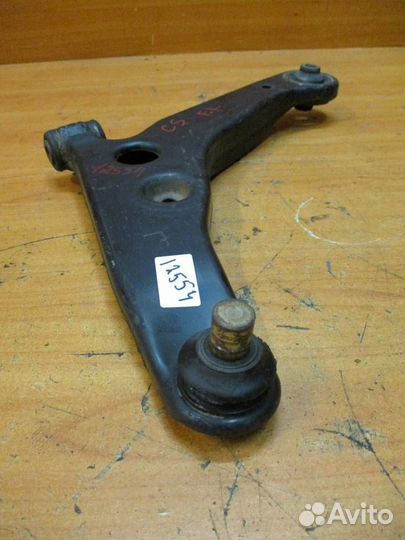 Рычаг передний левый Mitsubishi Lancer 9 (CS) 200