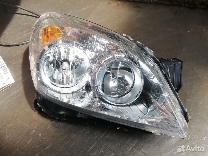 Продам фару