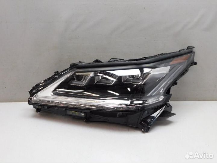 Фара левая Lexus LX570