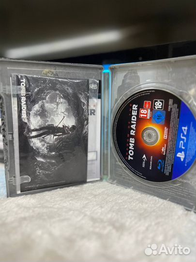 Shadow of the Tomb Raider (Steelbook) PS4 / PS5