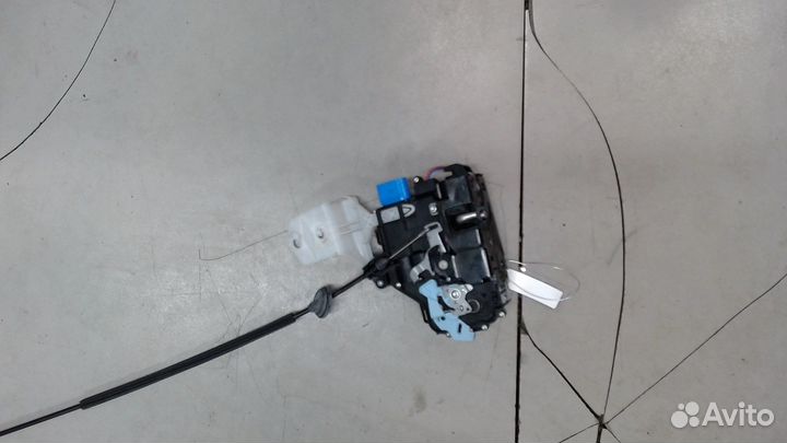 Замок двери Volkswagen Caddy, 2009