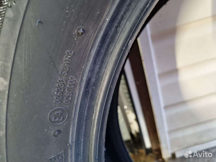 Bridgestone Blizzak Spike-02 SUV 235/60 R18