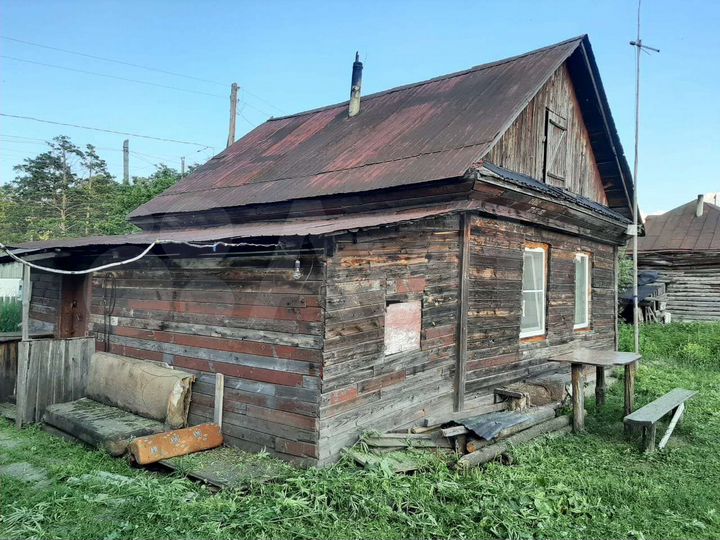 Дом 30 м² на участке 17 сот.