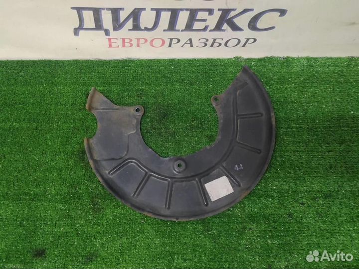 Пыльник тормозного диска VW Tiguan 2007-2011