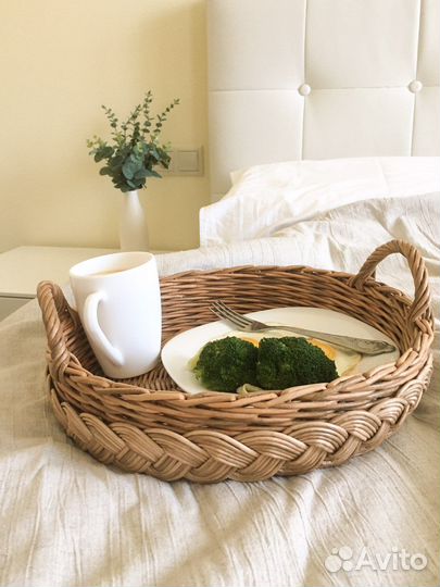 Поднос из бумажной лозы