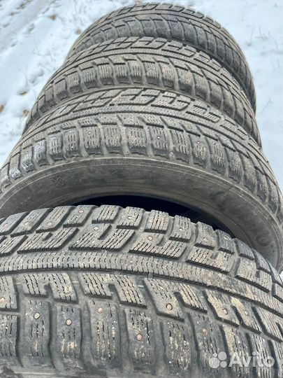 Kumho I'Zen KW22 205/60 R16 92T