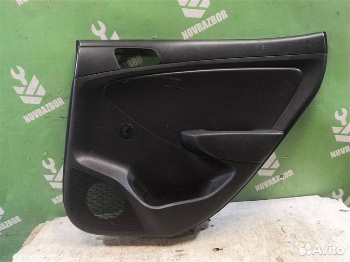 Обшивка двери комплект Хендай Солярис