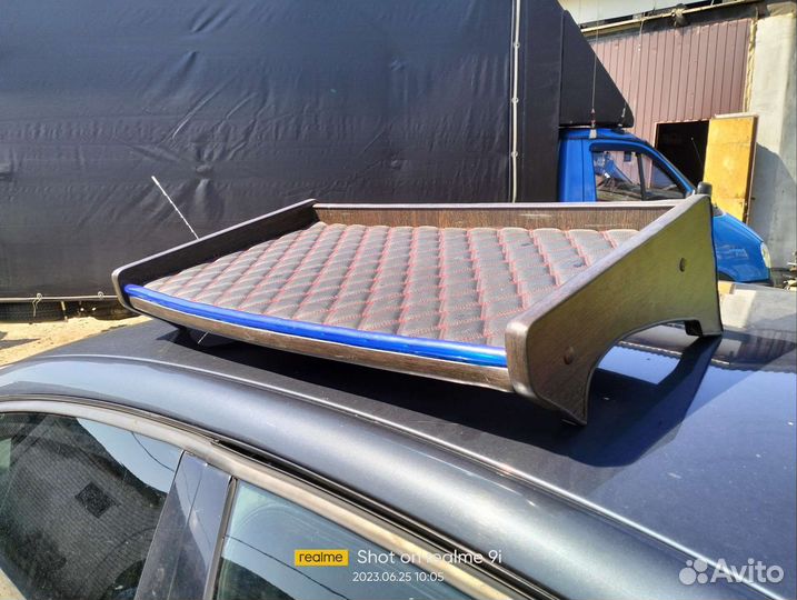 Стол на Рено Магнум