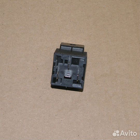 Реле 12V 30A электромагнитное 4-х контактное