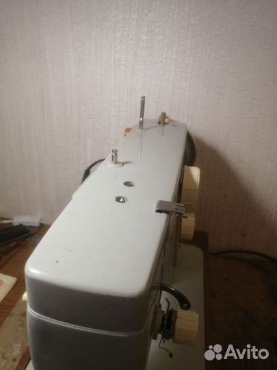 Швейная машина Чайка 132м