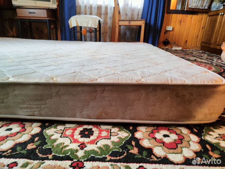 Матрас 160х200 бу