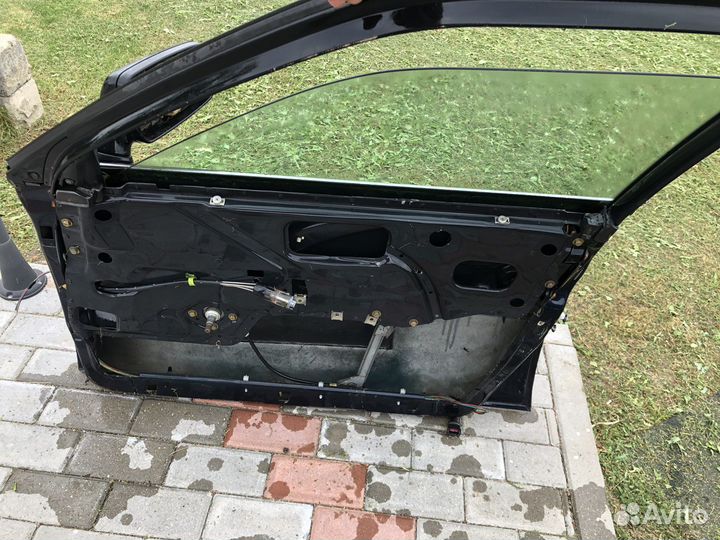 Дверь передняя правая audi в4,80