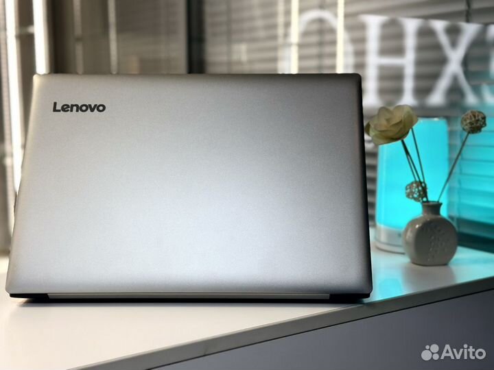 Новый ноутбук Lenovo с гарантией /Мощный