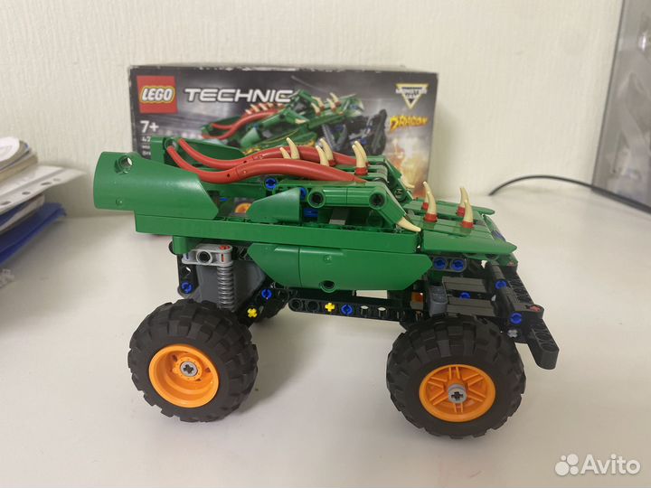 Lego technic 7+ Monster jam Dragon