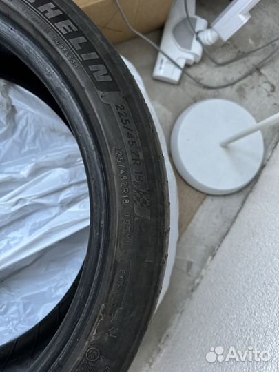 Michelin Pilot Sport 4 225/45 R18 95Y