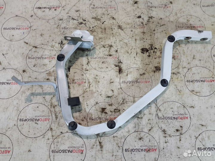 Петля багажника Renault Logan 2